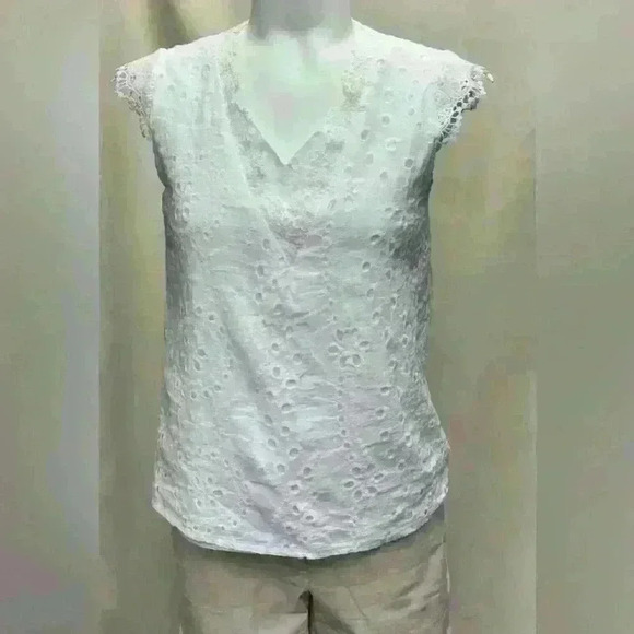 White Cotton Cutwork Eyelet Laced Cap Sleeve Size Small Unmarked - Picture 1 of 4